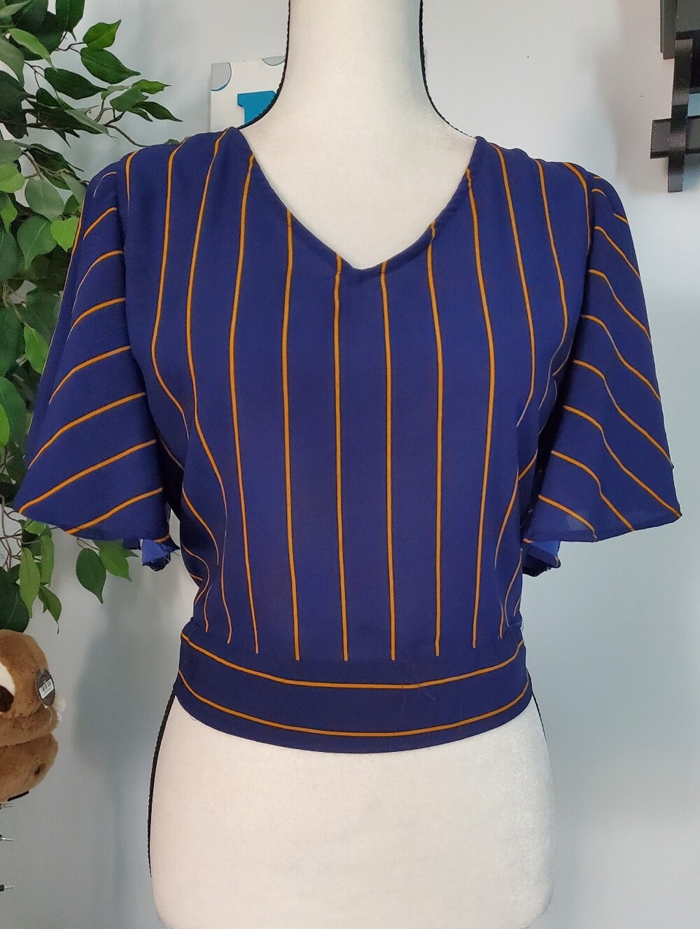 JAPNA Striped Tie Back Crop Flutter Sleeve L